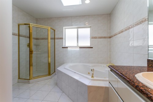 7551 Lombard Road, Richmond, BC 