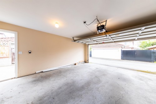 260 63Rd Avenue W, Vancouver, BC 