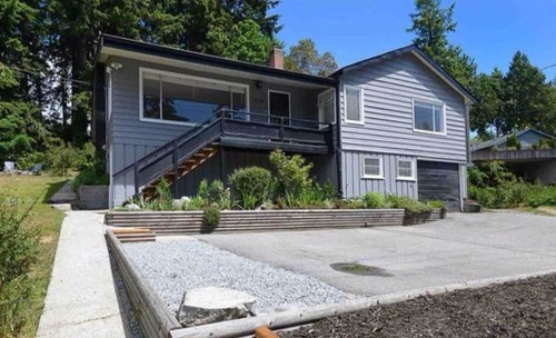 5258 Sunshine Coast Highway, Sechelt, BC 