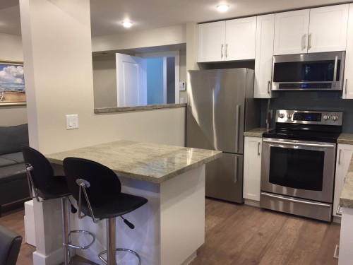 2883 Dollarton Highway, North Vancouver, BC 