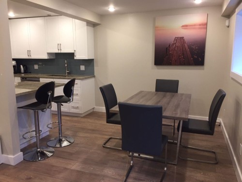 2883 Dollarton Highway, North Vancouver, BC 