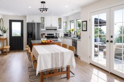 5579 Sans Souci Road Halfmoon Bay, BC V7Z 1B6