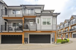 22-22810 113 Avenue Maple Ridge, BC V2X 3N2