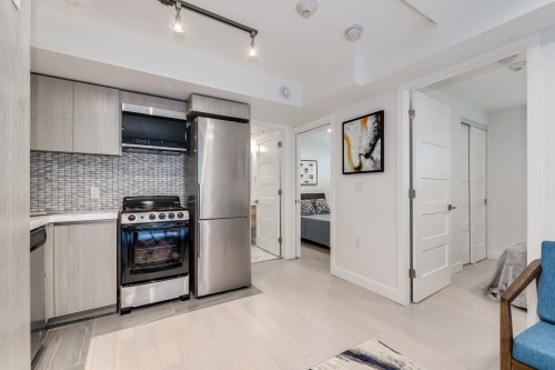 1433 Haro Street, Vancouver, BC 