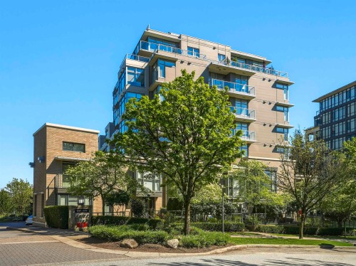 402-9298 University Crescent  Burnaby, BC V5A 4X8