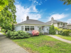 2506 15th Avenue W Vancouver, BC V6K 2Z4