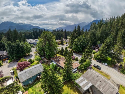 40524 Highlands Way N, Squamish, BC 
