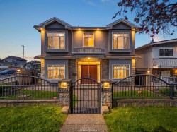 3403 26th Avenue E Vancouver, BC V5R 1M2