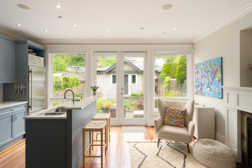 4275 14Th Avenue W, Vancouver, BC 
