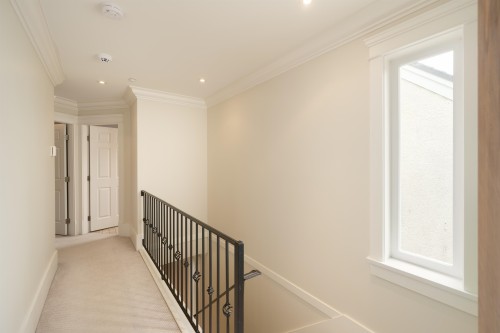 4275 14Th Avenue W, Vancouver, BC 