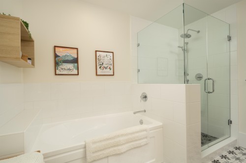 4275 14Th Avenue W, Vancouver, BC 