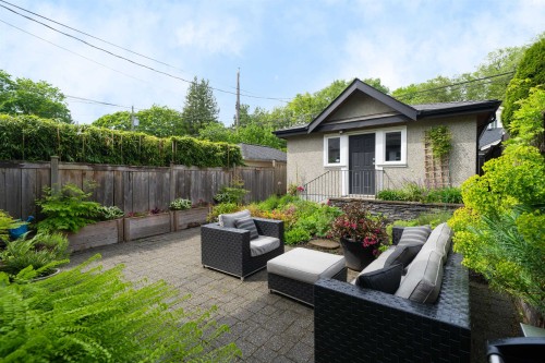 4275 14Th Avenue W, Vancouver, BC 