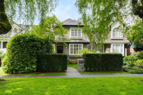 4275 14Th Avenue W, Vancouver, BC 