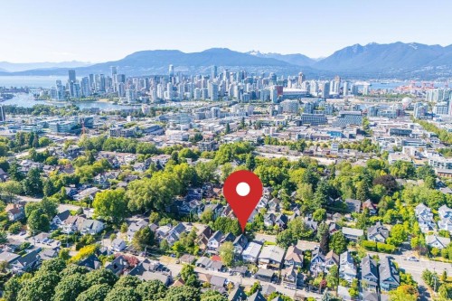 136 12Th Avenue W, Vancouver, BC 