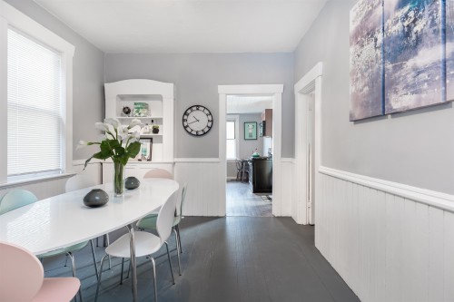 136 12Th Avenue W, Vancouver, BC 