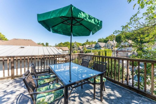 136 12Th Avenue W, Vancouver, BC 
