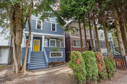 136 12Th Avenue W, Vancouver, BC 