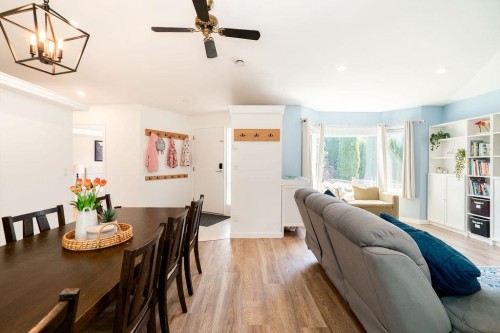 1032 Edgewater Crescent, Squamish, BC 