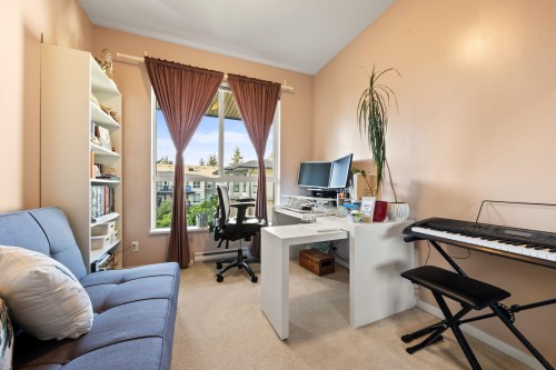 412-3107 Windsor Gate, Coquitlam, BC 