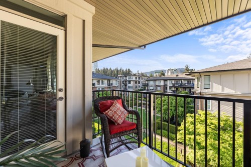412-3107 Windsor Gate, Coquitlam, BC 