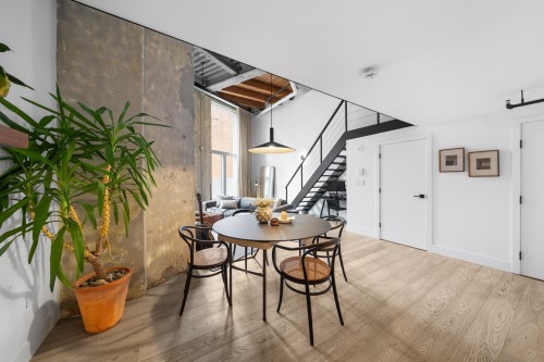 47 Cordova Street E, Vancouver, BC 