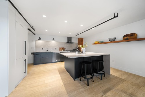 47 Cordova Street E, Vancouver, BC 