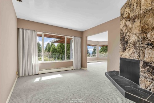 1378 Chartwell Drive, West Vancouver, BC 