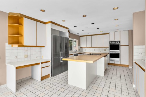 1378 Chartwell Drive, West Vancouver, BC 