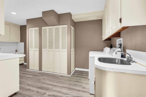 1378 Chartwell Drive, West Vancouver, BC 