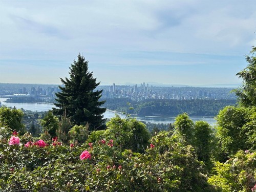 1378 Chartwell Drive, West Vancouver, BC 