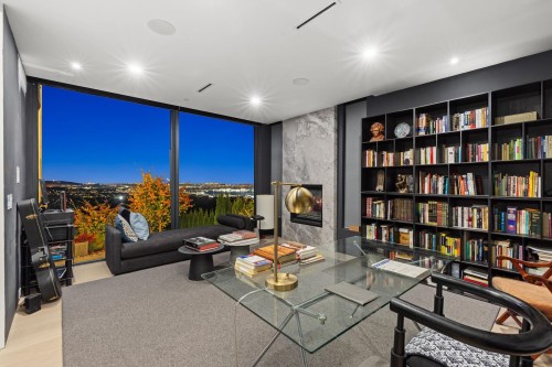 1027 Millstream Road, West Vancouver, BC 