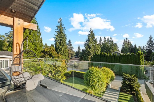 920 Melbourne Avenue, North Vancouver, BC 