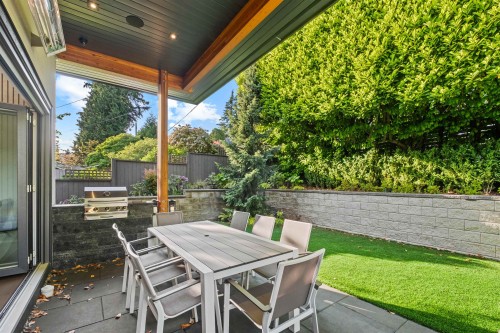 920 Melbourne Avenue, North Vancouver, BC 