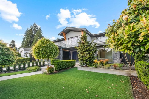 920 Melbourne Avenue, North Vancouver, BC 