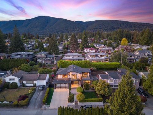 920 Melbourne Avenue, North Vancouver, BC 