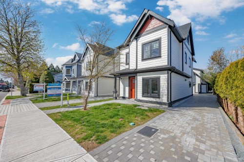 4911A 53 Street  Delta, BC V4K 2Z3