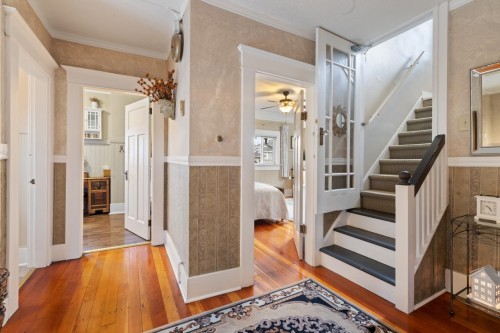 1820 11Th Avenue W, Vancouver, BC 