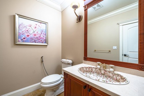 761 Eyremount Drive, West Vancouver, BC 