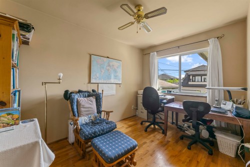 2666 Waverley Avenue, Vancouver, BC 