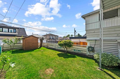 2666 Waverley Avenue, Vancouver, BC 