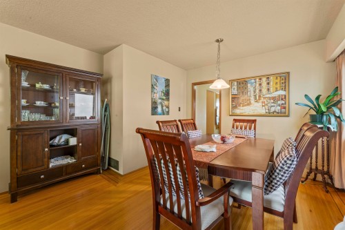 2666 Waverley Avenue, Vancouver, BC 