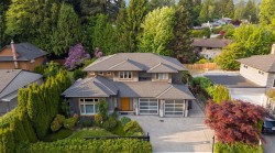 1138 Ridgewood Drive  North Vancouver, BC V7R 1J3