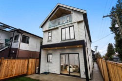 2-5306 Culloden Street  Vancouver, BC V5W 3R6