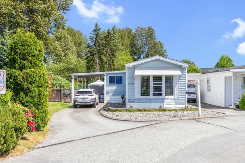 28-11932 Poplar Drive  Pitt Meadows, BC V3Y 1Z3