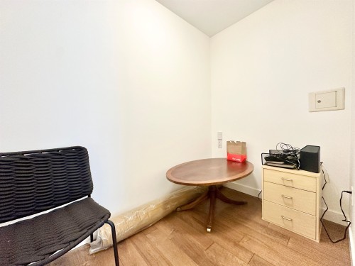 3160 4Th Avenue W, Vancouver, BC 