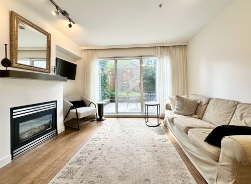 3160 4Th Avenue W, Vancouver, BC 