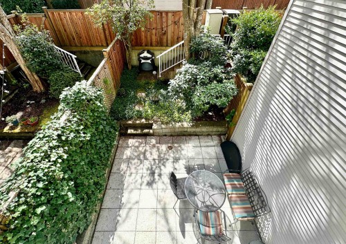 3160 4Th Avenue W, Vancouver, BC 