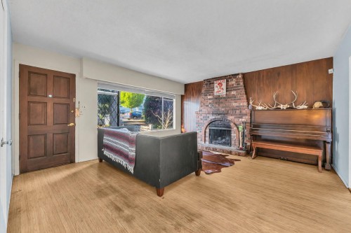 1144 Rochester Avenue, Coquitlam, BC 