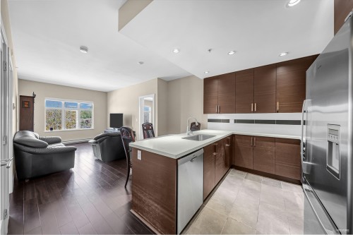 301-4710 Hastings Street  Burnaby, BC V5C 2K7