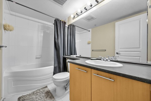 403-9339 University Crescent, Burnaby, BC 